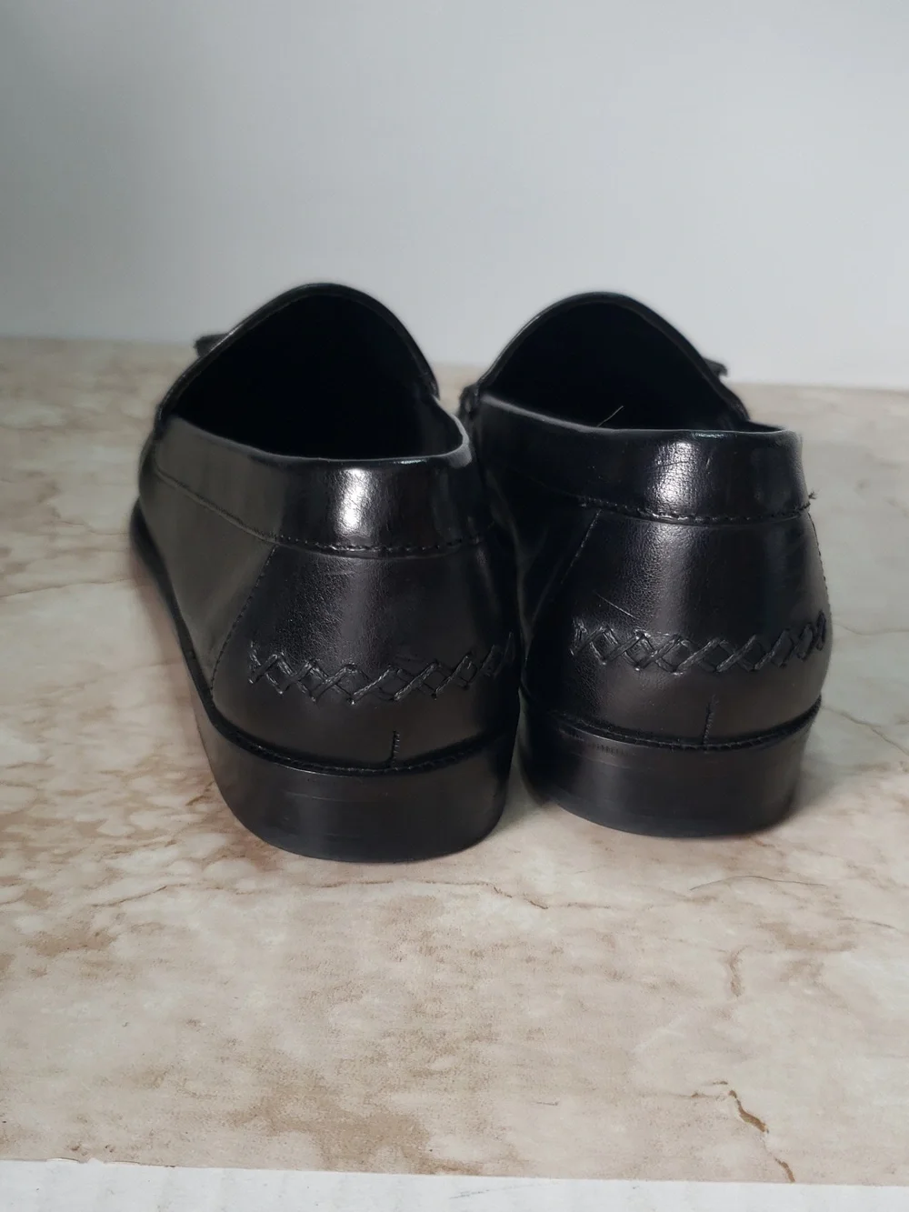 Cole Haan Black Leather Tassel Loafers for Men 9D